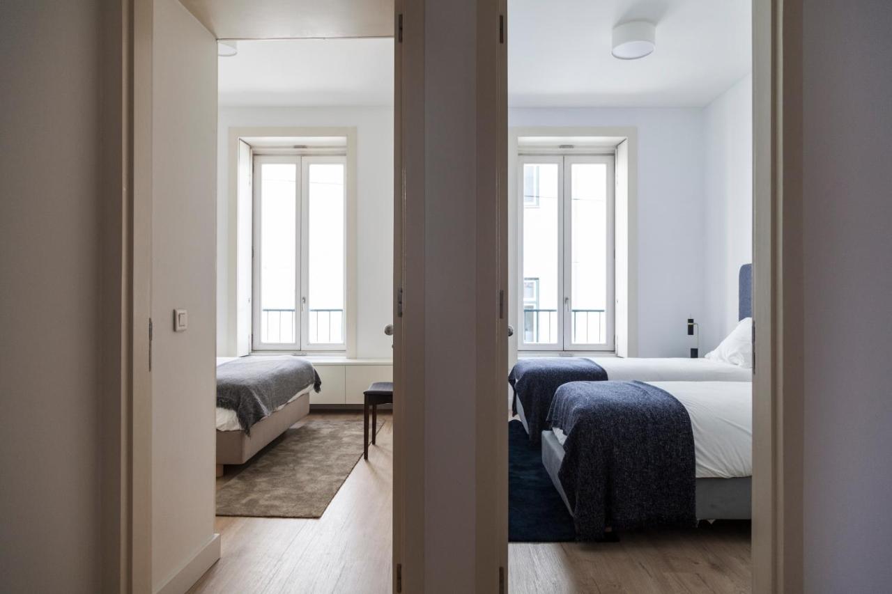 Classy 2Bdr Apartment In Downtown By Lovelystay Lisbon Bagian luar foto