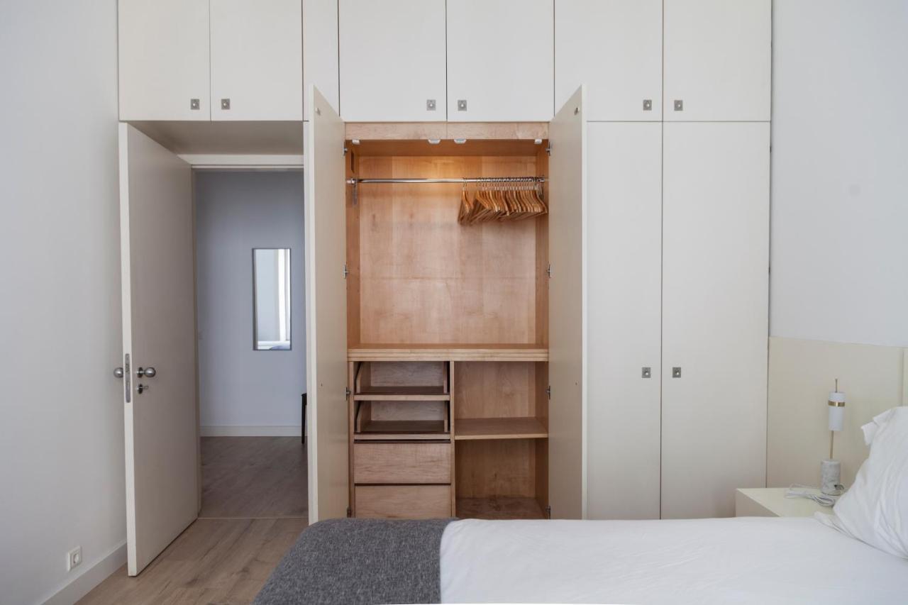 Classy 2Bdr Apartment In Downtown By Lovelystay Lisbon Bagian luar foto