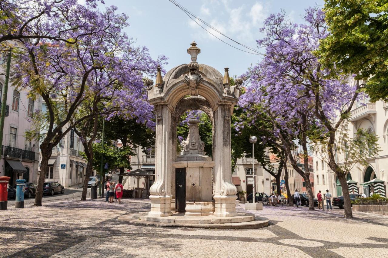 Classy 2Bdr Apartment In Downtown By Lovelystay Lisbon Bagian luar foto