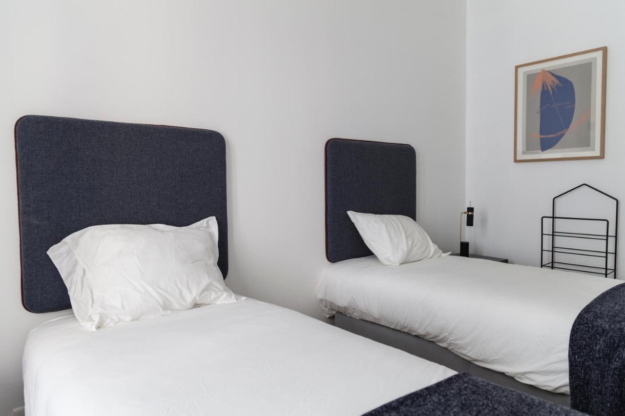Classy 2Bdr Apartment In Downtown By Lovelystay Lisbon Bagian luar foto