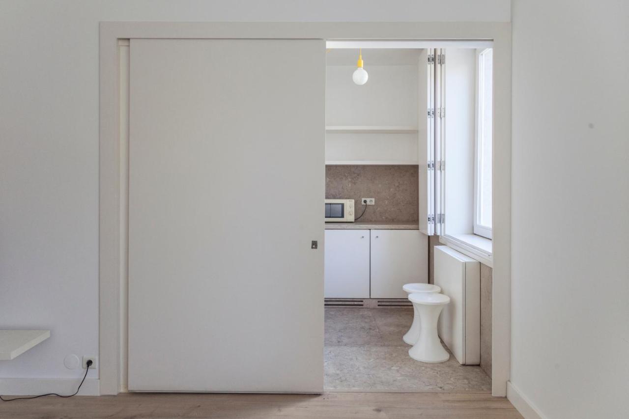 Classy 2Bdr Apartment In Downtown By Lovelystay Lisbon Bagian luar foto